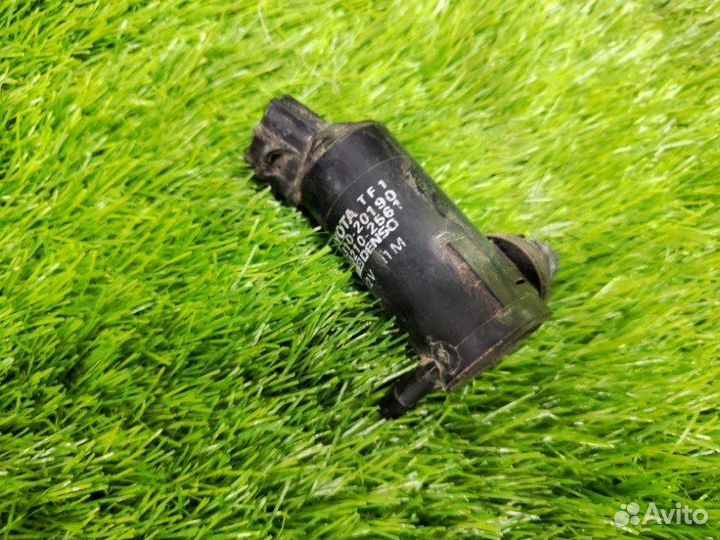 Моторчик бачка омывателя Toyota Carina E AT190L