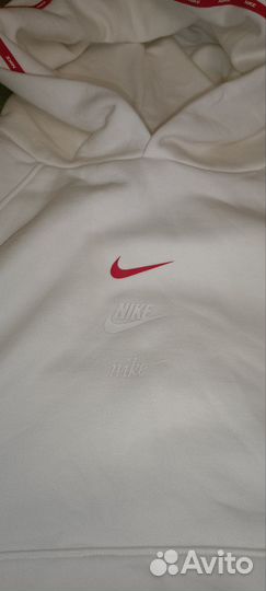 Кофта белая Nike