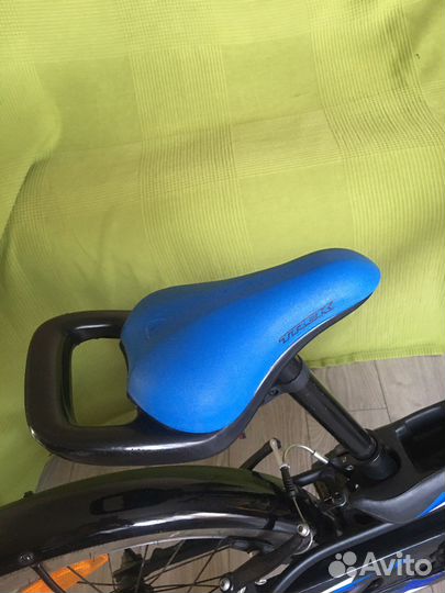 Велосипед trek jet 20 + шлем