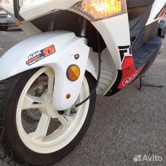 Скутер volcan ZW150T-2