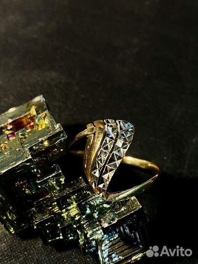 Кольцо золотое