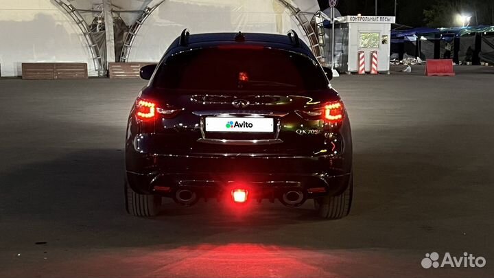 Infiniti QX70 3.7 AT, 2016, 130 000 км