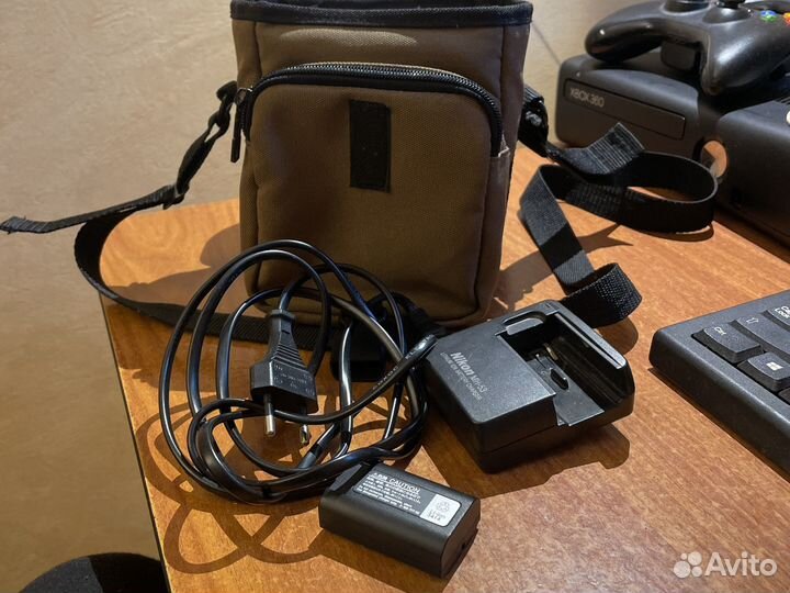 Фотоопарат Nikon