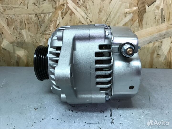 Генератор Suzuki Jimny;