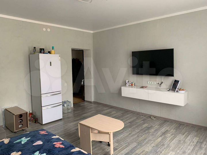 Комната 48 м² в 4-к., 4/4 эт.