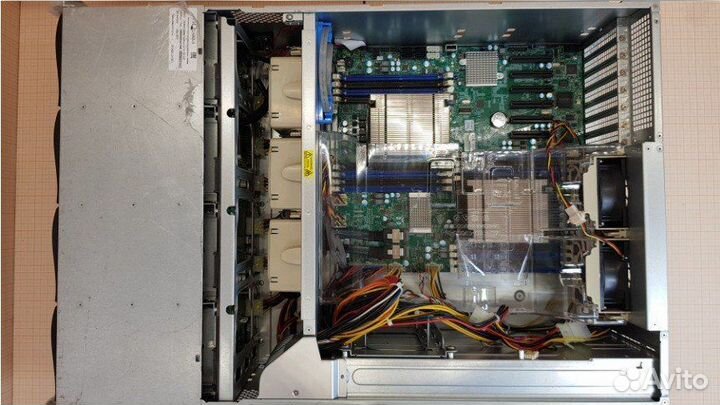 Сервер Supermicro 24 HDD