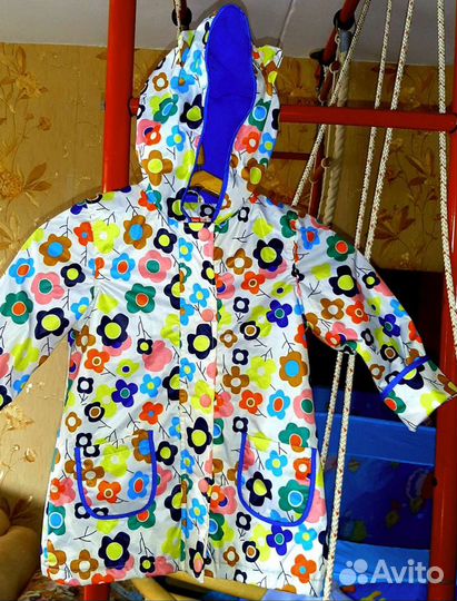 Плащ для девочки