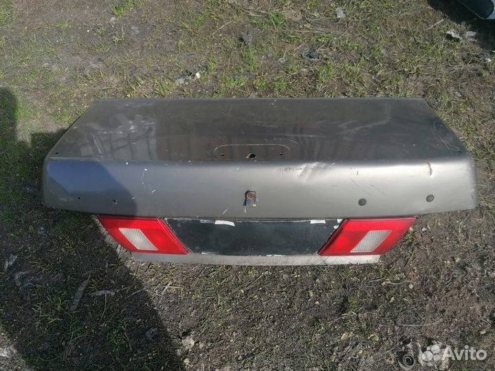 Крышка багажника LADA 2115