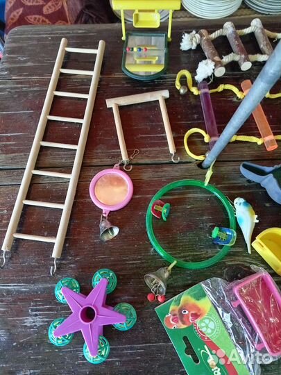 Аксессуары для попугаев