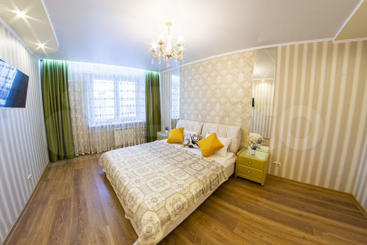 2-к. квартира, 60 м², 4/15 эт.