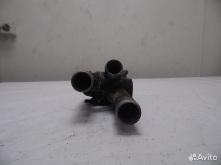 Корпус термостата Hyundai Elantra 2000-2010