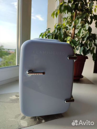 Минихолодильник