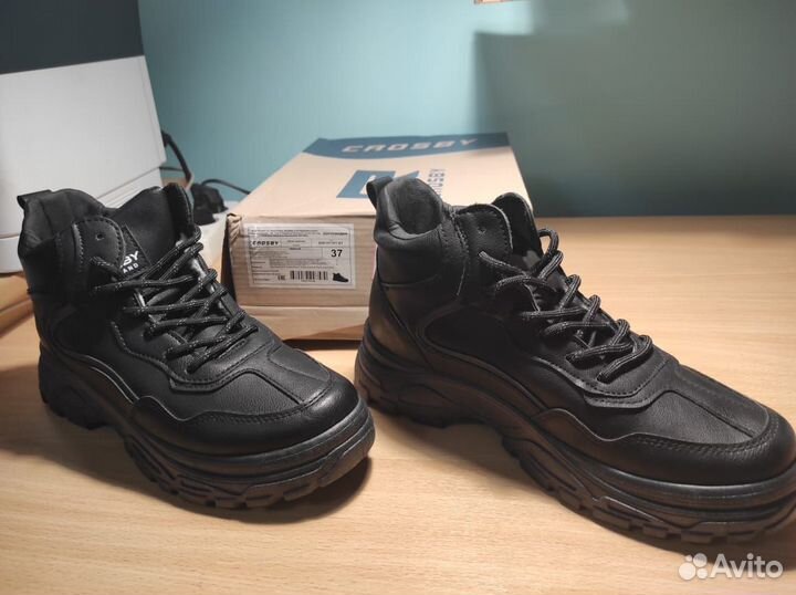 Ботинки кросби
