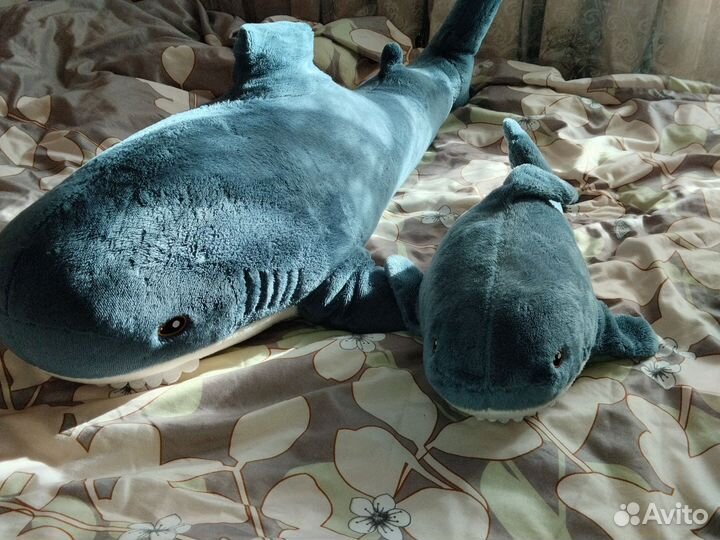 Игрушка акулы большая 300 маленькая 150