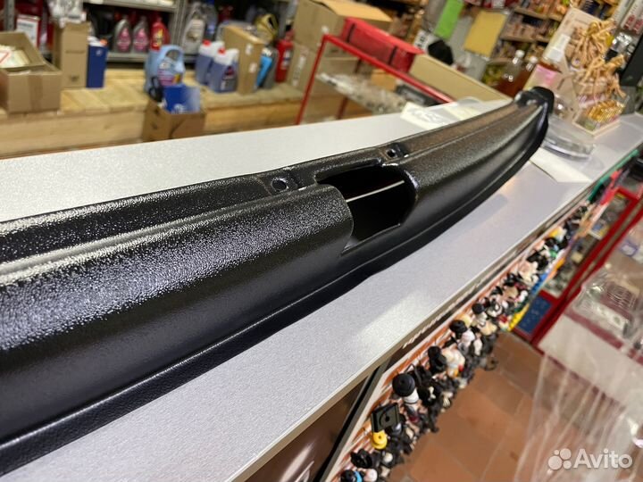 Порог багажника Nissan Terrano D10