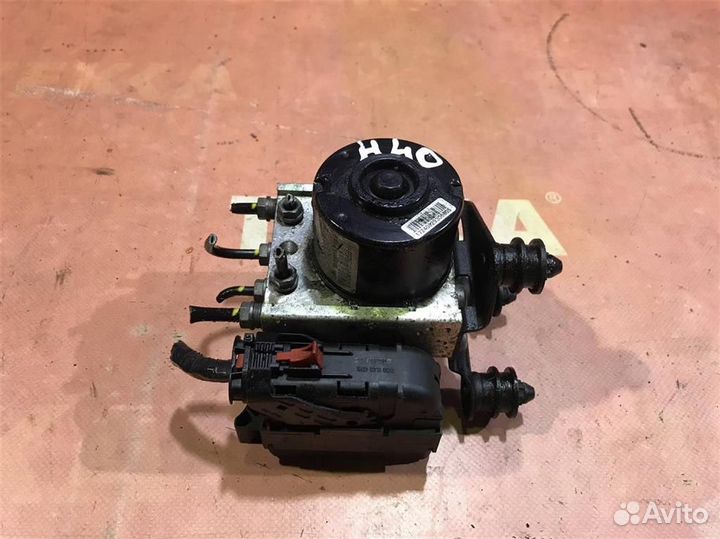 Блок ABS Шкода Октавиа 1Z (2008 - 2013 )