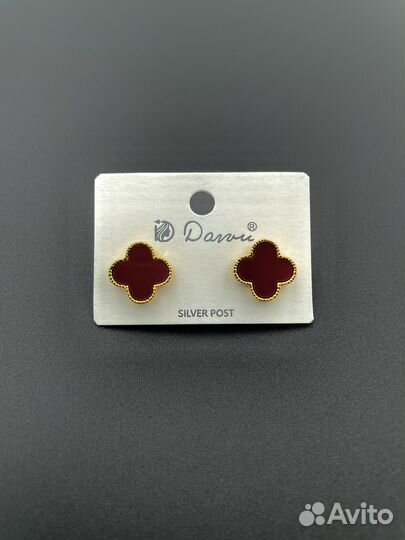 Трендовые серьги-гвоздики Van Cleef 