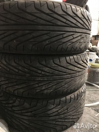 Triangle TR698 235/45 R18 98V