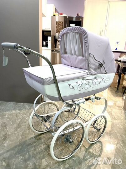 Коляска Inglesina Classica - коляска-люлька