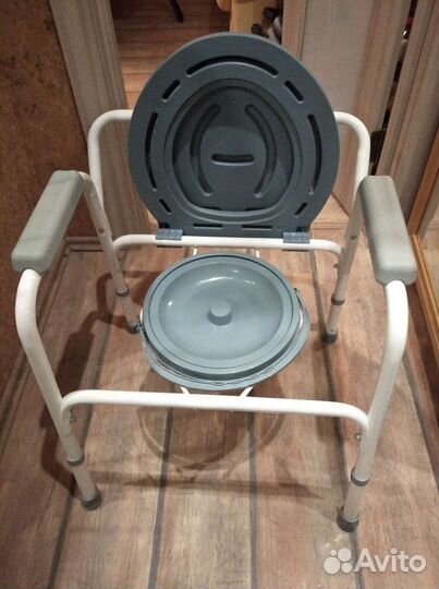 Кресло-туалет для инвалида