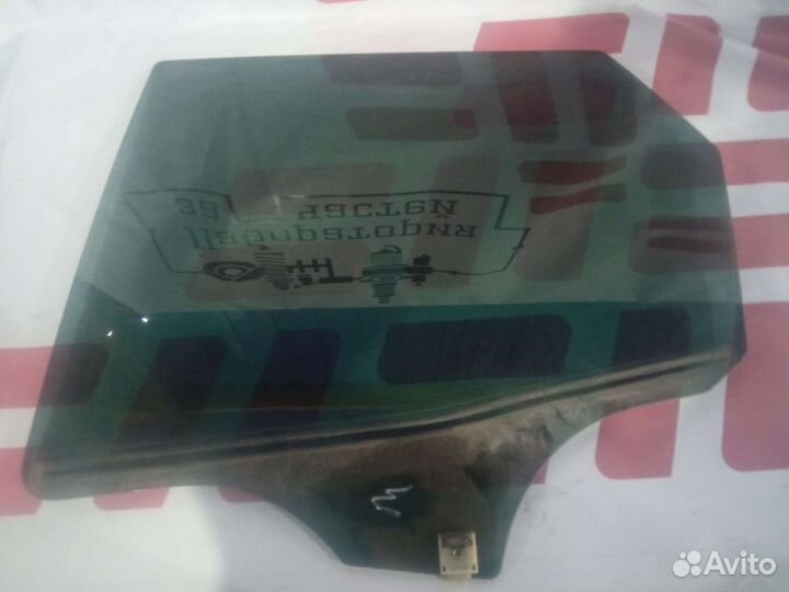 Стекло задней левой двери Mazda CX-7