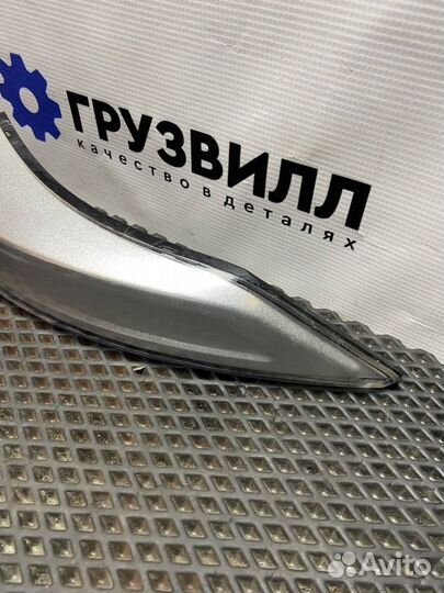 Поворотник Volvo FH4 23386781