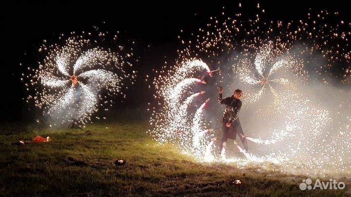 Огненное шоу/ Fire show/ Фаер шоу/Огненные надписи