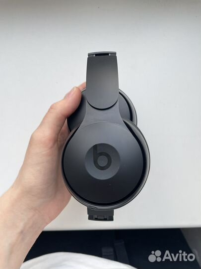 Наушники Beats solo pro