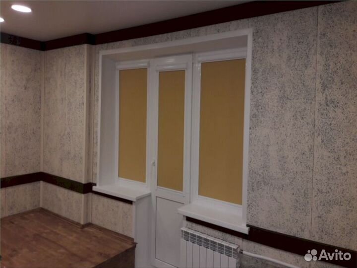 Рулонная штора на окно