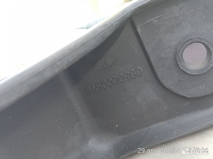 Брызговик передний левый LADA Largus