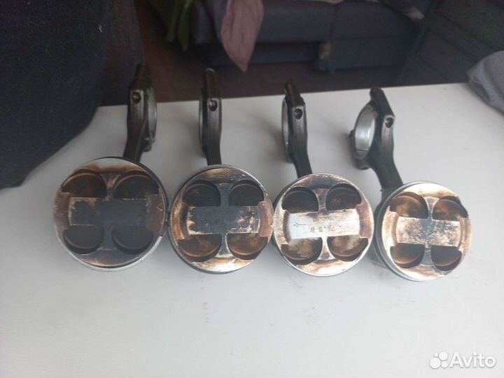 Поршни на Priorа