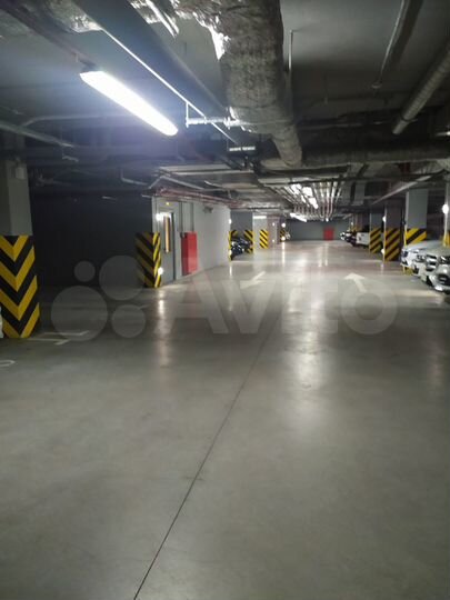 Машиноместо, 15 м²