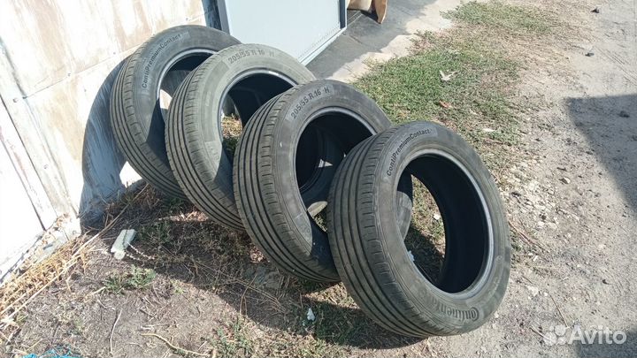 Continental ContiPremiumContact 5 205/55 R16