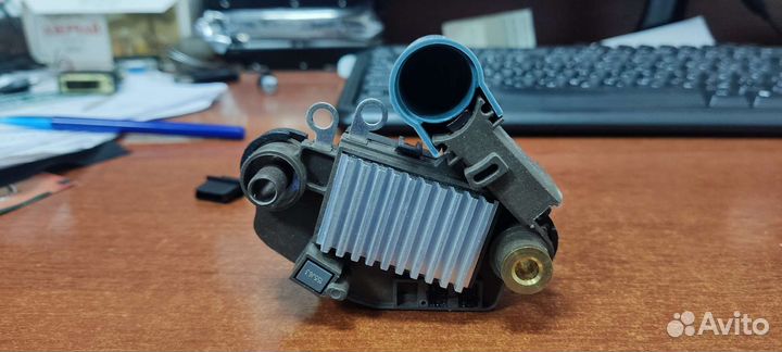 Регулятор напряжения Hugo германия