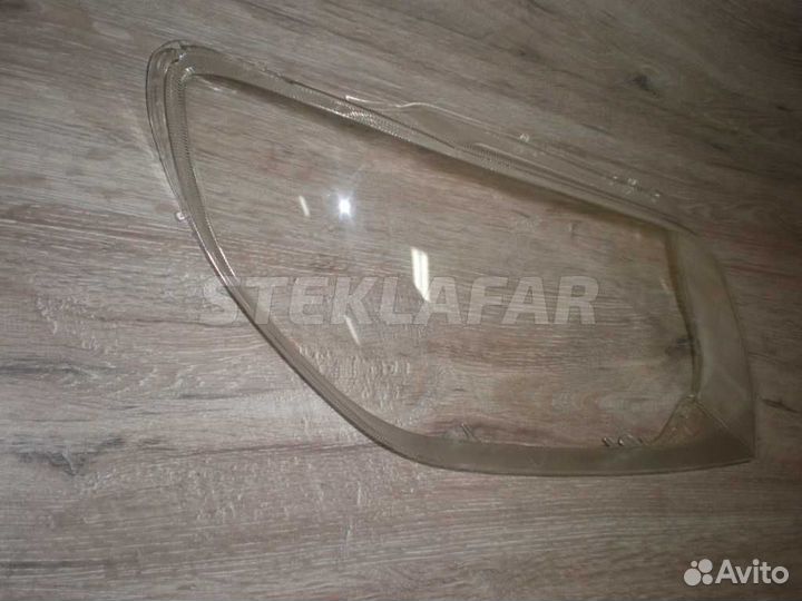 Стекло фары Mitsubishi Outlander 1 (2002-2007) (П