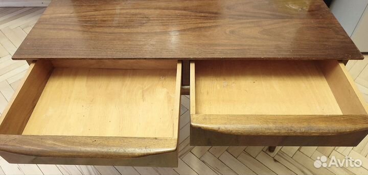 Тумба с зеркалом, Румыния 1960е