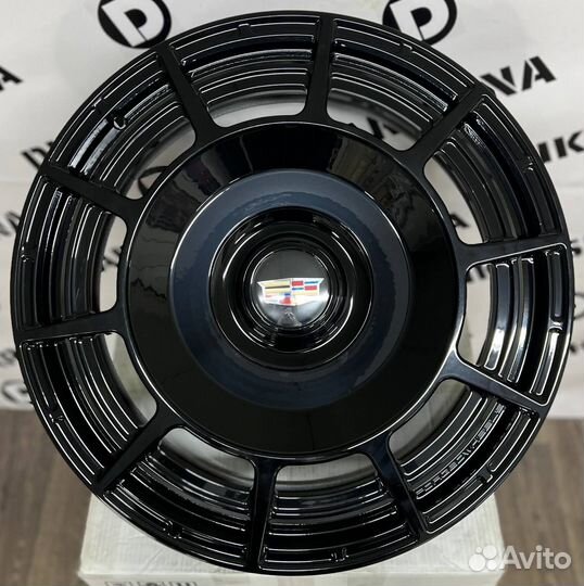 Кованые диски R24 на Кадиллак Cadillac Escalade