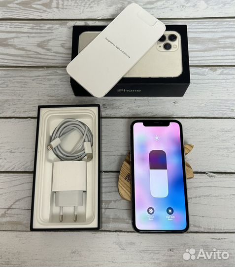 iPhone 11 Pro, 64 ГБ