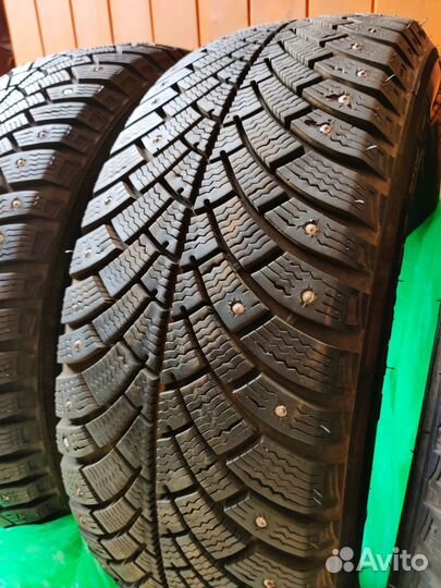 Bfgoodrich G-Force Stud 215/55 R17 98Q