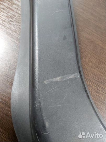 Обшивка багажника правая Bmw X5 4.8I E70 N62N 4.8I