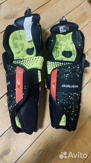 Наколенники Bauer 11