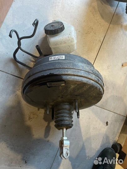 Вакуумный усилитель тормозов Infiniti Q50