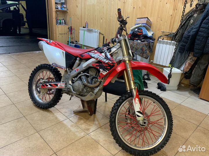 Продается хонда crf250r