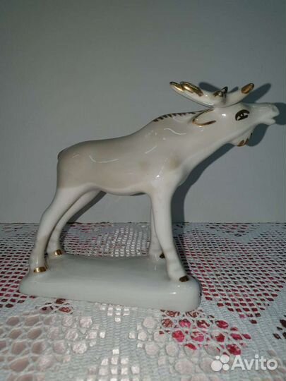 Лось фарфоровый