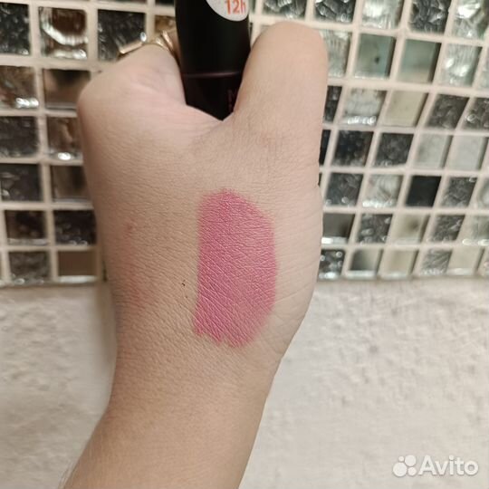 Жидкая матовая помада Eveline Matt Magic Lip Cream