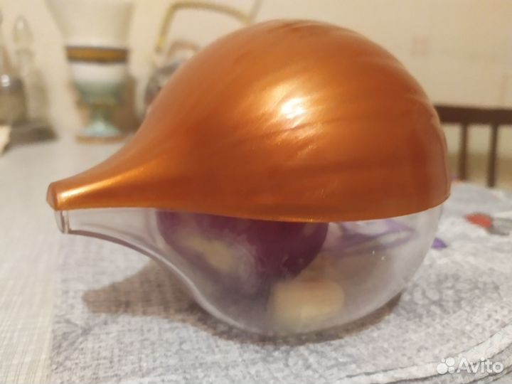 Контейнеры/емкости для хранения (лимонница, лук)