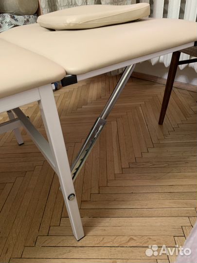 Массажный стол