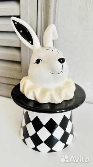 Фигурки статуэтки зайцы