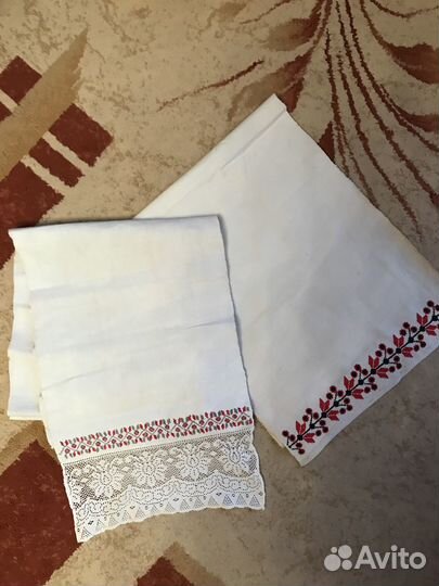 Старинные рушники, шторы, простынь, кружево