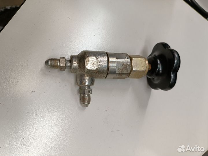 Вентиль 652800М